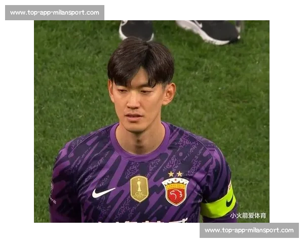 颜骏凌压阵，薛庆浩、于金永加盟：国足东亚杯门将新老交替解析