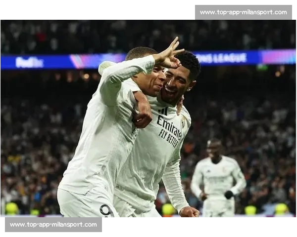 欧冠生死战！姆巴佩帽子戏法 vs C 罗点射救主，你为谁热血沸腾？