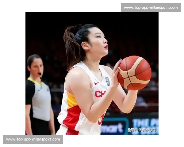 女篮外线哑火引争议！名记力挺宫鲁鸣铁腕决策，李梦缺席背后的战略博弈