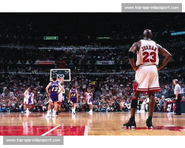 NBA 总决赛精彩回放：重温经典夺冠瞬间